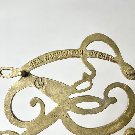 VINTAGE TRIVET "VIRGINIA METALCRAFTERS"