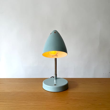 JAPAN USED METAL SHADE TABLE LAMP