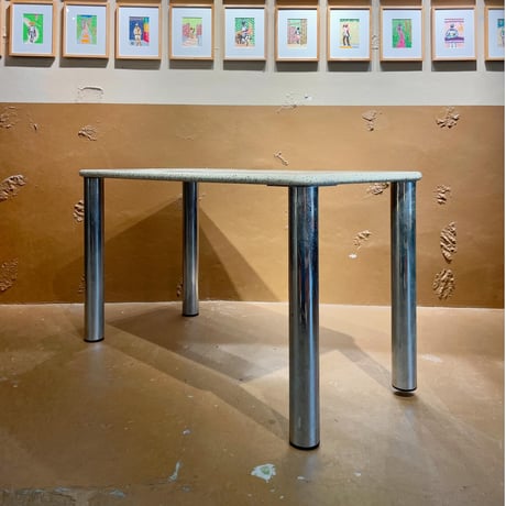 USED METAL LEG DINING TABLE