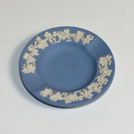 USED "WEDGWOOD" JASPERWARE ASHTRAY