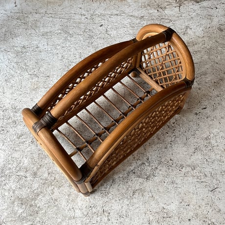 USED BAMBOO & RATTAN MAGAZINE RACK