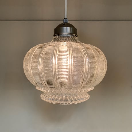 GLASS SHEDE PENDANT LAMP