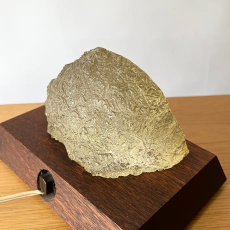 USED 80’S ACRYL & WOODEN TABLE LAMP