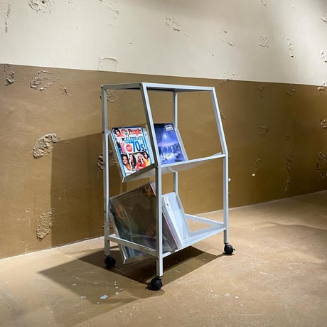USED METAL CARRY RACK
