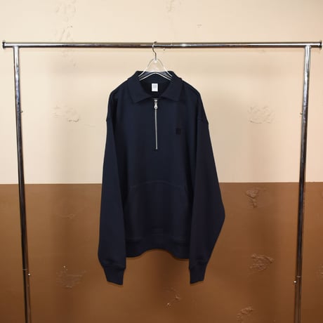 COMFORTABLE REASON "OP Neck Team Sweat"