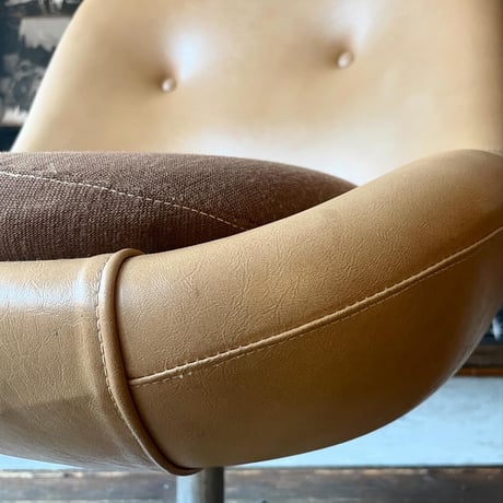 VINTAGE 60'S PVC DESK CHAIR