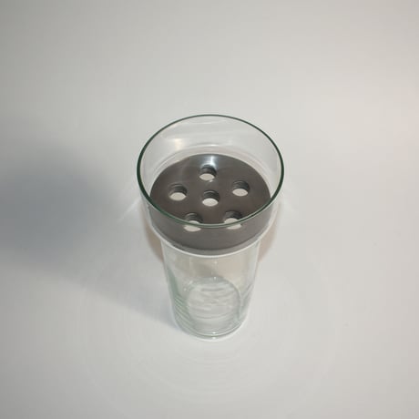 USED IRON SEPARATE FLOWER VASE