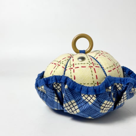USED FABRIC PIN CUSHION