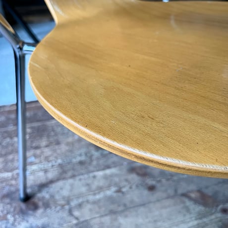 USED “DANERKA / RONDO” STEEL LEG WOODEN ARM CHAIR