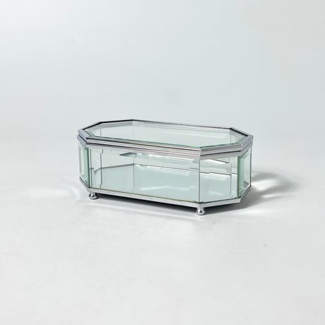 USED ACRYLC JEWELRY BOX