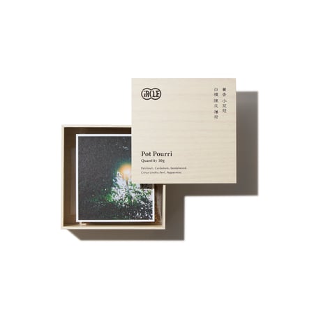 circle photo studio "Original Pot Pourri"