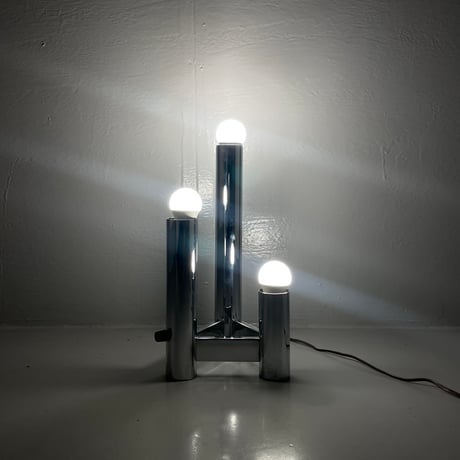 VINTAGE 60'S MID CENTURY SCULPTURAL CHROME LAMP
