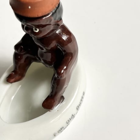 VINTAGE / BLACK AMERICANA BABY CERAMIC ASHTRY