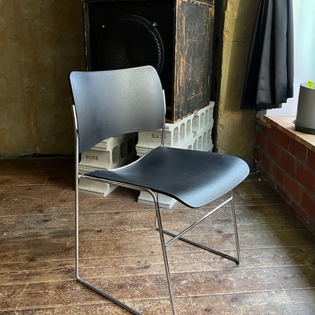 USED “HOWE / 40/4 SIDE CHAIR” BY DAVID ROWLAND