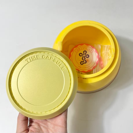 USED ”ZIZI” TIME CAPSULE