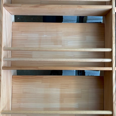 USED WOODEN MAGAZINE RACK