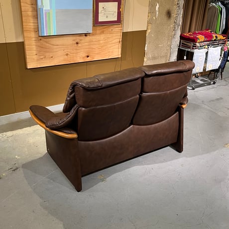USED “EKORNES / ELDORADO” WOODEN FRAME GENIUS LEATHER 2P SOFA
