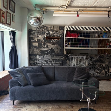 USED IRON LEG FABRIC 3P SOFA