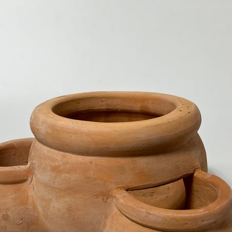 USED CERAMIC STRAWBERRY PLANT POT