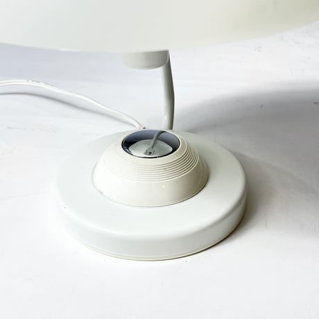 USED PLASTICS SHADE TOUCH SENCER LAMP