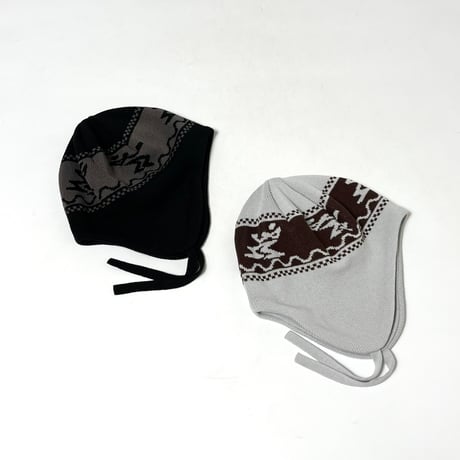 COMFORTABLE REASON "Dub Eﬀect Ear Flap"