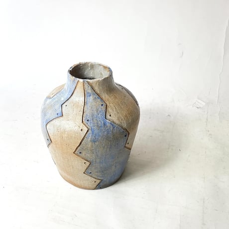 USED CERAMIC FLOWER VASE