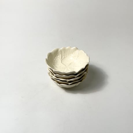 USED CERAMIC CABBAGE MOTIF BOWL