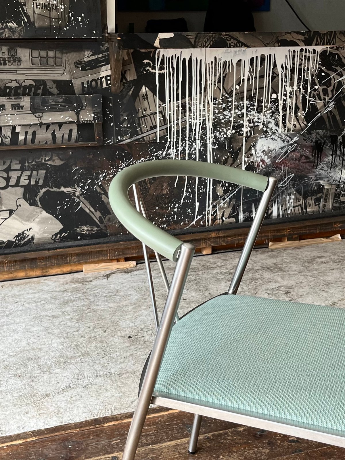 USED POSTMODERN METAL FRAME FABRIC STACKING CHA