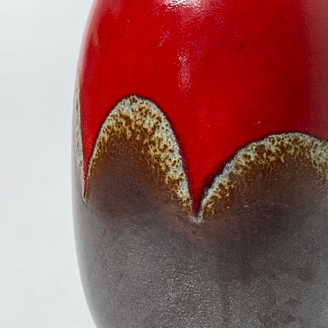 VINTAGE “FAT LAVA” CERAMIC FLOWER VASE