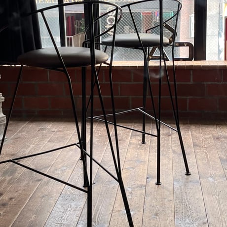 VINTAGE METAL FRAME BAR STOOL