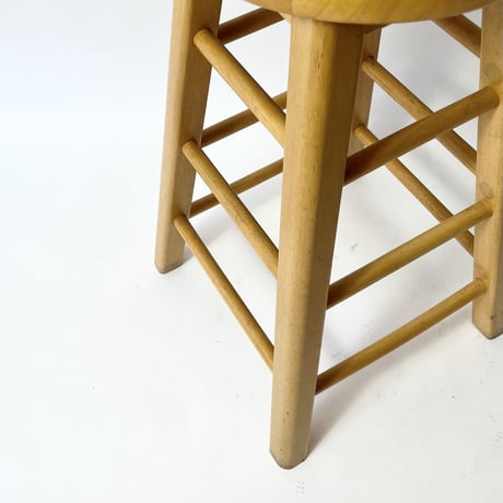 USED WOODEN HI-STOOL