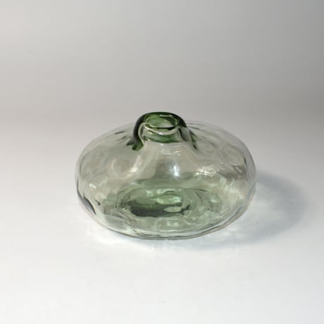 USED DESIGNED GLASS FLOWER VASE