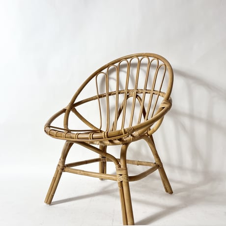 USED RATTAN ROUNGE CHAIR