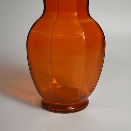 VINTAGE AMBER COLOR GLASS FLOWER VASE