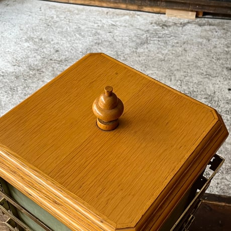USED WOODEN & IRON ROTATING DISPLAY SHELF