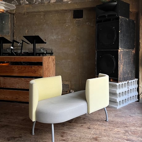 USED FABRIC LOBBY SOFA