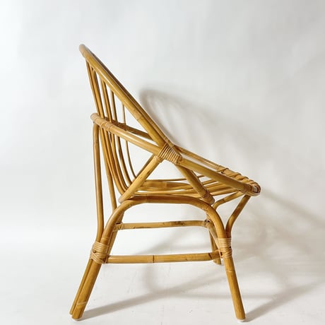 USED RATTAN ROUNGE CHAIR