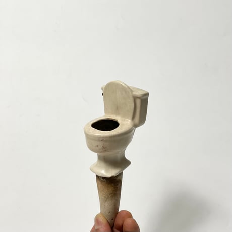 USED CERAMIC TOILET WATERING SPIKE