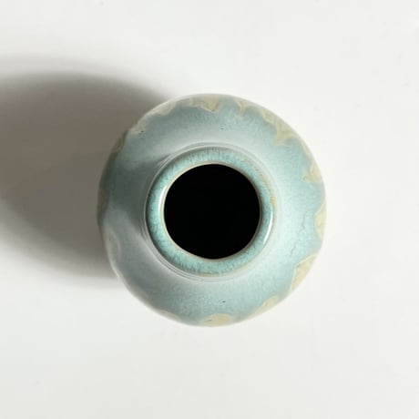 USED CERAMIC FLOWER VASE