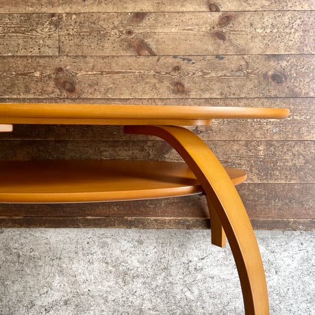 USED WOOD OVAL SIDE TABLE