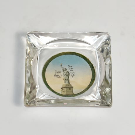 USED "NEW YORK / STATUE OF LIBERTY" GLASS SQUARE ASHTRAY