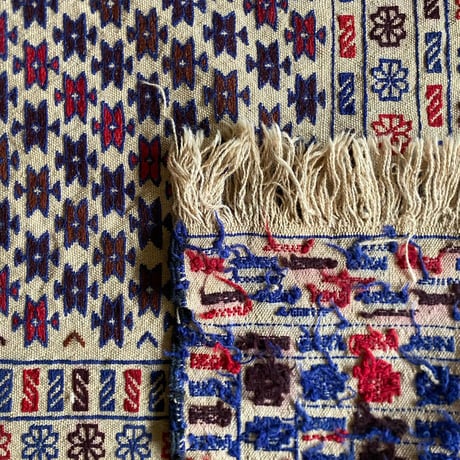 VINTAGE PAKISTAN RUG