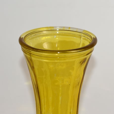 USED GLASS FLOWER VASE