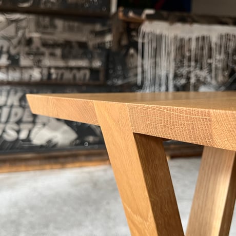 JAPAN USED “KARIMOKU” WOODEN SIDE TABLE