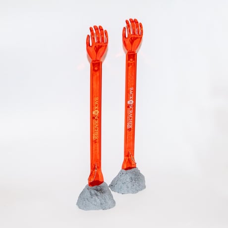 PLASTICS BACKSCRATCHER