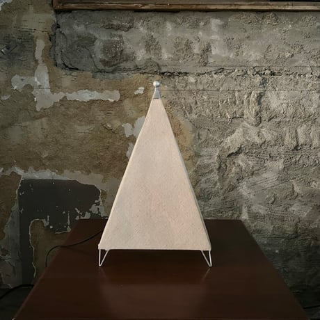 USED CLOTH SHADED SQUARE PYRAMID TABLE LAMP