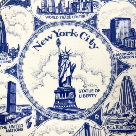 USED 80-90'S NY CERAMIC PLATE