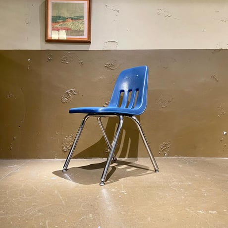 USED “VIRCO / 9000 CHAIR” STACKING CHAIR