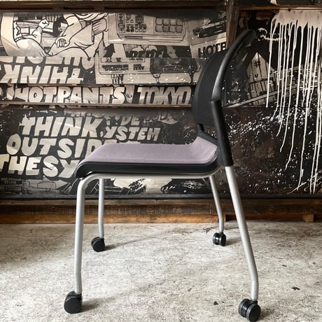 USED FOLDING CARRY CHAIR