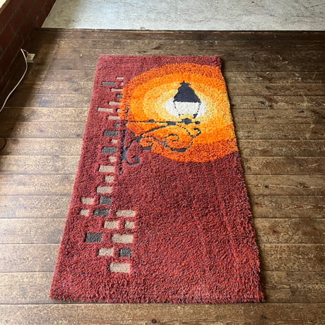 USED ACRYL SHAGGY RUG